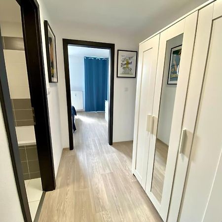 Two-Room Apartment With Garage In The Center Pilsen Exterior foto